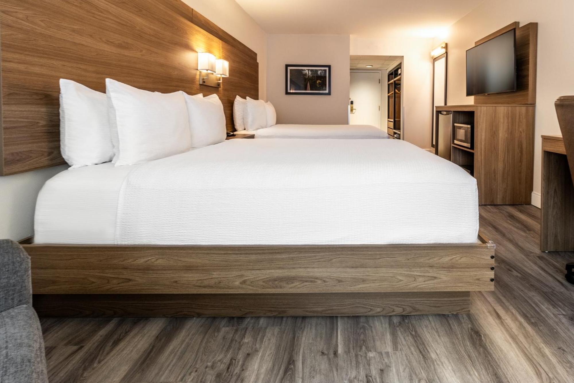 Atrium Hotel فانكوفر المظهر الخارجي الصورة