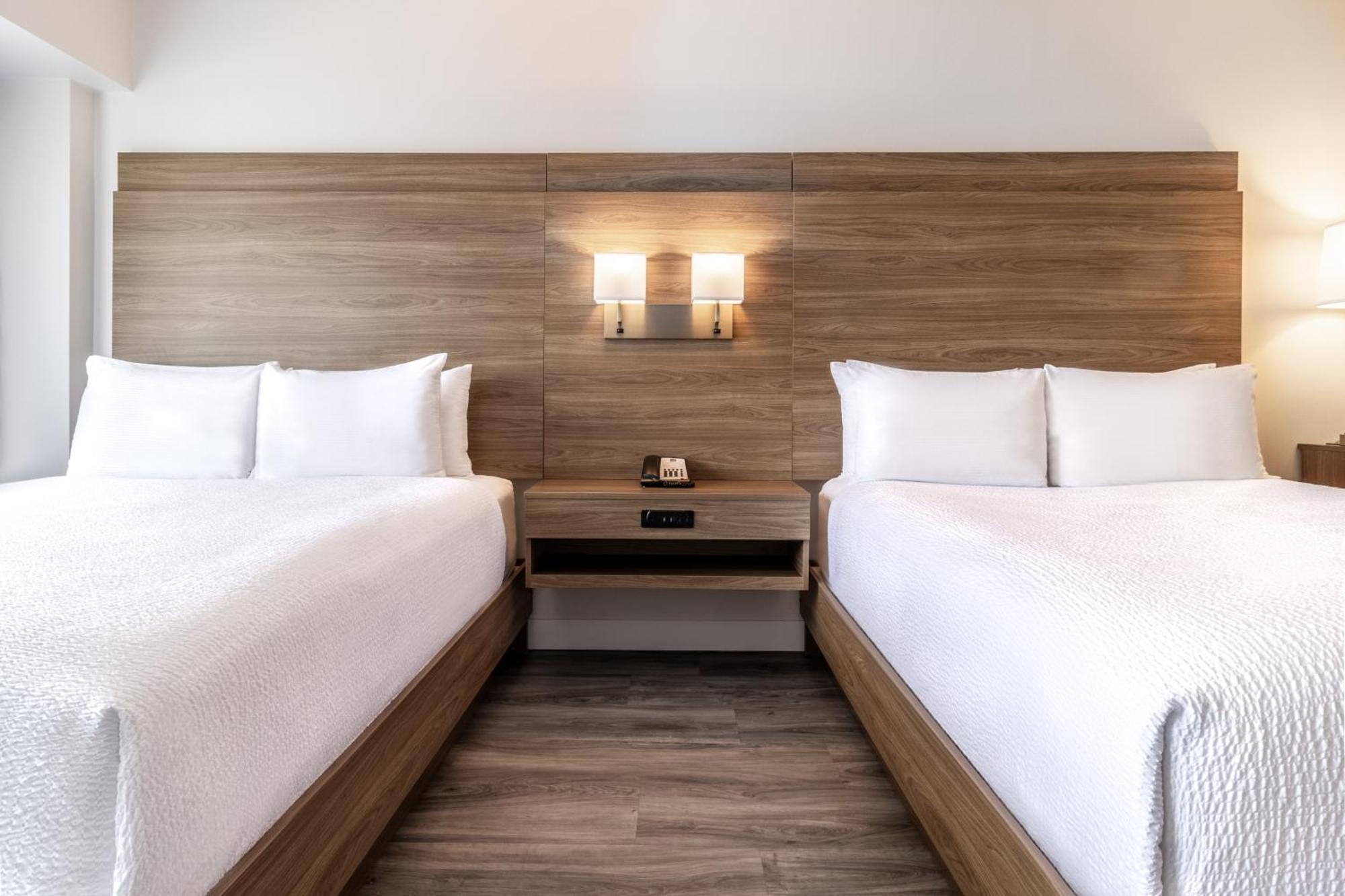 Atrium Hotel فانكوفر المظهر الخارجي الصورة