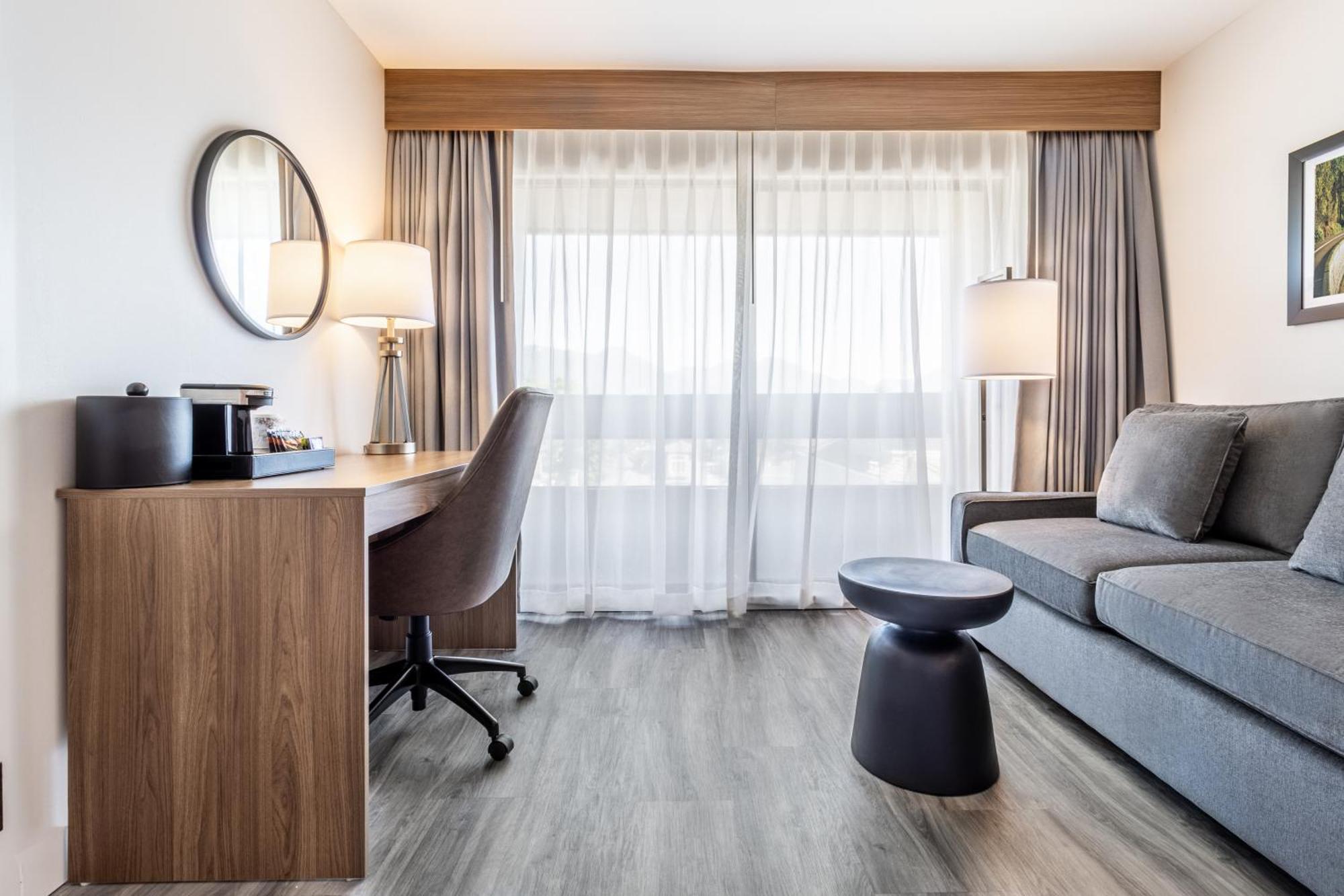 Atrium Hotel فانكوفر المظهر الخارجي الصورة